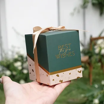 Нови кутии за опаковане на подаръци Квадратни сватбени услуги Бонбони чанта опаковъчна хартия шоколадови кутии Подаръчни торбички за бебешки душ парти консумативи