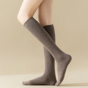 Нови дамски чорапи японски стил есенна мода плътен цвят нови коляното високи чорапи за жени Preppy стил дълги дамски чорапи