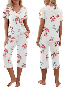 Дамски комплект пижами от 2 части Летни флорални блузи с къс ръкав и еластични панталони Capri Loungewear Ежедневни меки спално облекло за нощно облекло
