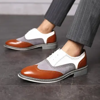 Чисто нови мъжки буци токчета обувки мода дантела нагоре смесени цветове пачуърк обувки за мъже случайни бизнес brogue мъжки обувки