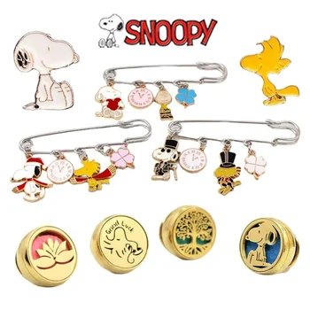 Snoopy брошки Аксесоари за жени Мъж Детски безопасни щифтове Кламер DIY Шевни инструменти Смешни значки Бижута Детски подаръци Играчки