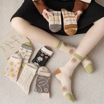 Harajuku жени зимни чорапи мода корейски стил памук средата тръба чорапи къси чорапи сгъсти случайни чорапи